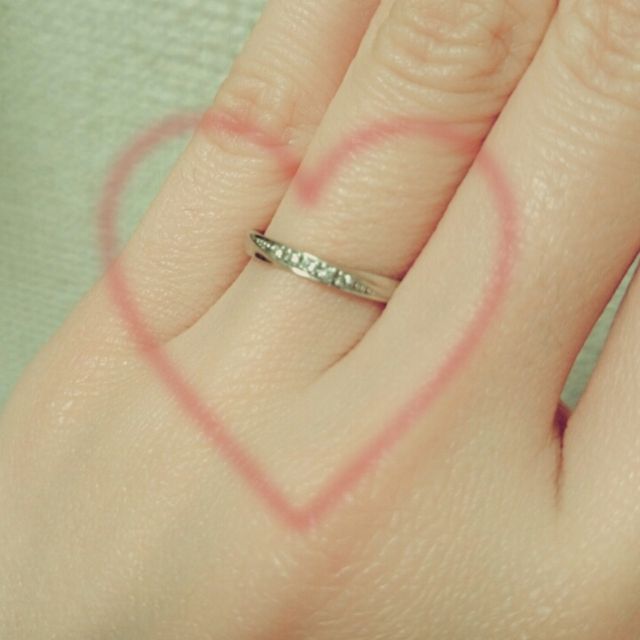 【GALA JEWELRY(ガラジュエリー)の口コミ】 可愛いデザインなのに、価格が高すぎないところです！沢山のお店で指輪を…