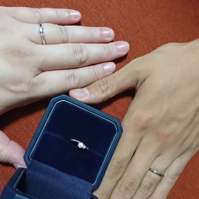 【銀座ダイヤモンドシライシの口コミ】 自宅から購入店舗がかなり遠いため、長期の休みがなければ見に行けず、1年…