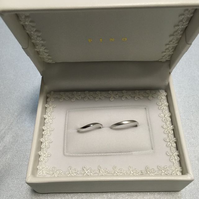 【宝寿堂(ほうじゅどう)の口コミ】 価格とデザインのバランスが良かった。シンプルなものが欲しかったので、…