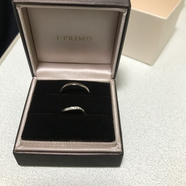 【アイプリモ(I-PRIMO)の口コミ】 とても悩んだが、アルチェステの女性の指輪がとてもキラキラしていて綺麗…