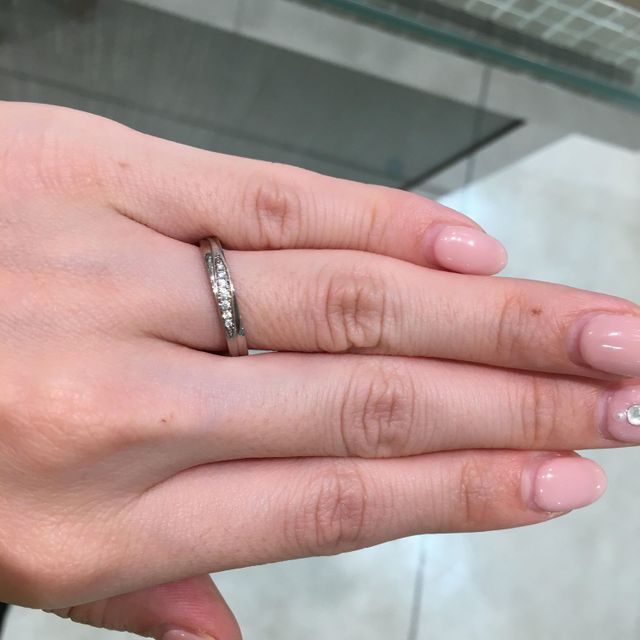 【CHARMY(チャーミー)の口コミ】 MEISTERというスイスのブランドになります。日本で唯一MEISTERを取り扱っ…