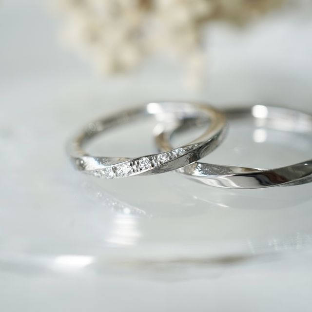 【renri(レンリ)の口コミ】 指輪の形状、素材、模様、石の有無など、自由に組み合わせてデザインでき…