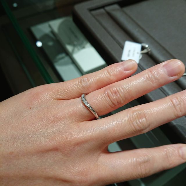 【アイプリモ(I-PRIMO)の口コミ】 シンプルもきれいめも多くのデザインがありました。
１枚目の指輪はさりげ…