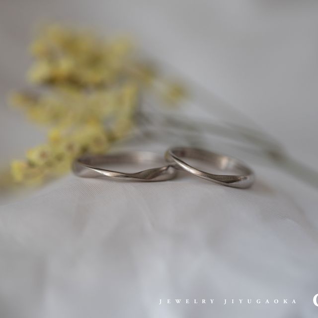 【Cayof(カヨフ)の口コミ】 シンプルなデザインを探している所に、CayofさんのHPを見つけました。紹介…