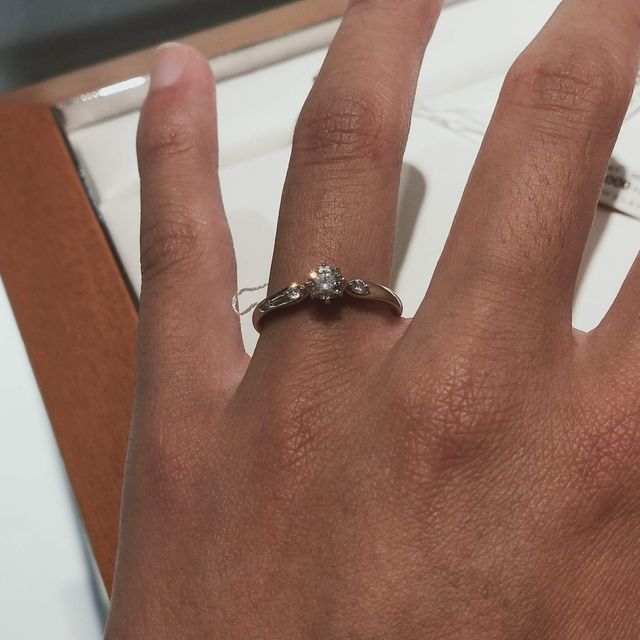 【STAR JEWELRY(スタージュエリー)の口コミ】 【指輪のオススメポイント】なんといっても婚約指輪のダイヤ紛失を保証し…