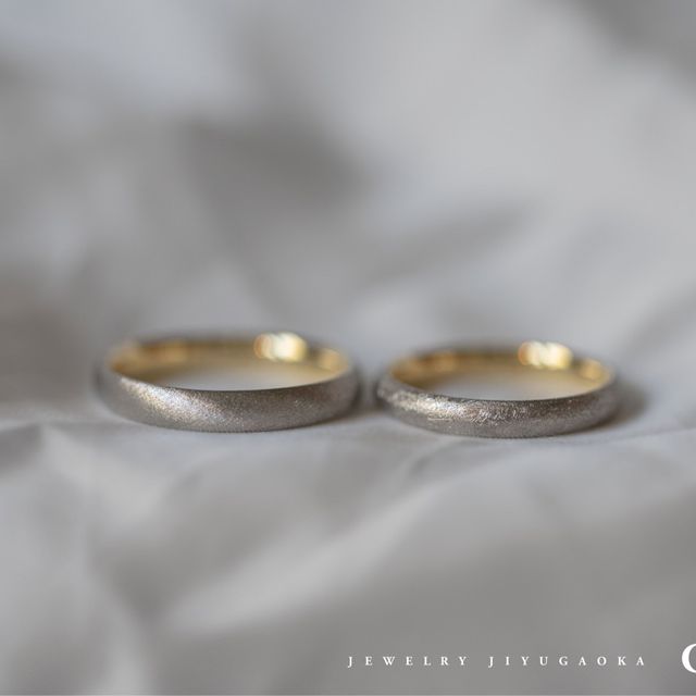 【Cayof(カヨフ)の口コミ】 シンプルながらも、素材や表面のテクスチャーにこだわりを持ちたいと思い…