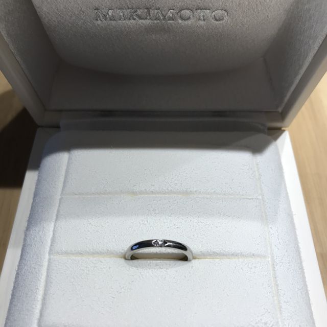 【MIKIMOTO(ミキモト)の口コミ】 結婚指輪はこれからずっと身に付けていくものなので、シンプルで上品なも…