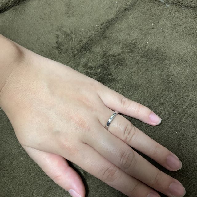 【銀座ダイヤモンドシライシの口コミ】 色々なブランドの指輪をみたのですが、どれも決め手に欠けていて、オーダ…