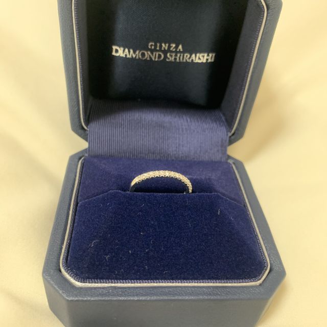 【銀座ダイヤモンドシライシの口コミ】 もともと、婚約指輪のデザインはハーフエタニティーがよかったので、担当…