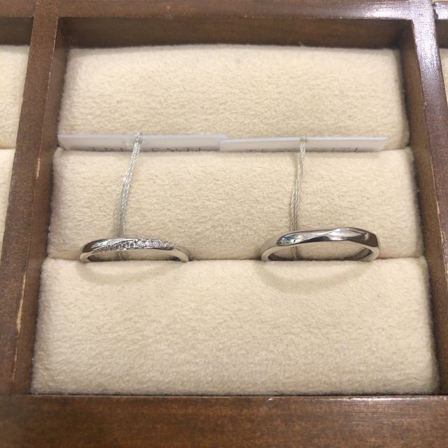 【TRECENTI(トレセンテ)の口コミ】 当初調べていた好みのデザインは、手にはめてみるとあまりしっくりこない…