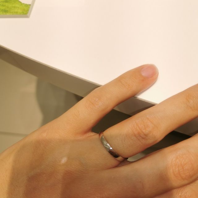 【4℃ BRIDAL(ヨンドシーブライダル)の口コミ】 シンプルさがウリだそうでシンプル&上品な指輪が多かったです。4℃と言…