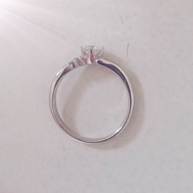 【festaria bijou SOPHIA(フェスタリア ビジュソフィア)の口コミ】 とにかきデザインに一目惚れしました。珍しい5本の爪のデザインで、5本爪…