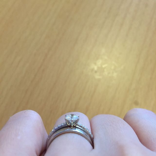 【ROYAL ASSCHER(ロイヤル・アッシャー)の口コミ】 自分で決め、予算もあると思うのでカラーとカラット数は彼にお任せしまし…