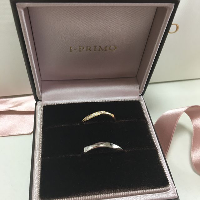 【アイプリモ(I-PRIMO)の口コミ】 指輪のデザインを見て決めました。見本がたくさんあって他の商品と見比べ…