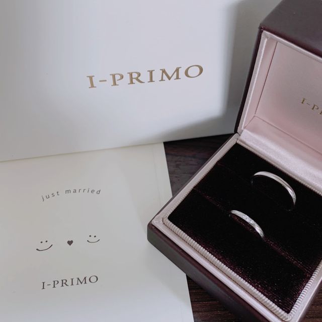 【アイプリモ(I-PRIMO)の口コミ】 デザインがシンプルで高級感があったため。ダイヤを入れるか入れないかで…