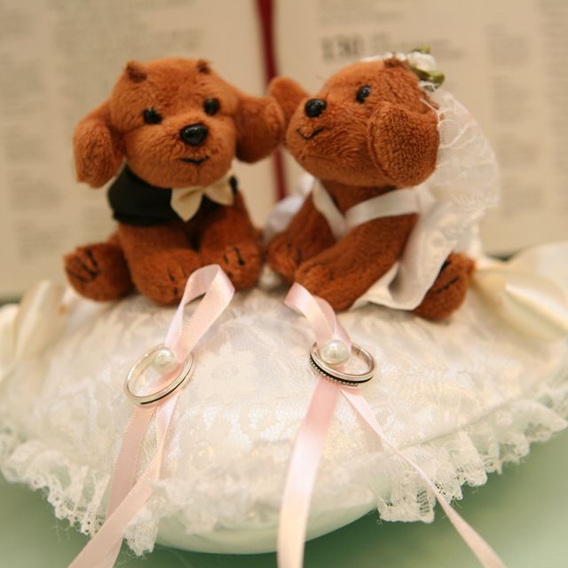 【4℃ BRIDAL(ヨンドシーブライダル)の口コミ】 婚約指輪で結構頑張ったみたいなのと、常に装飾しない為、高価なものでな…