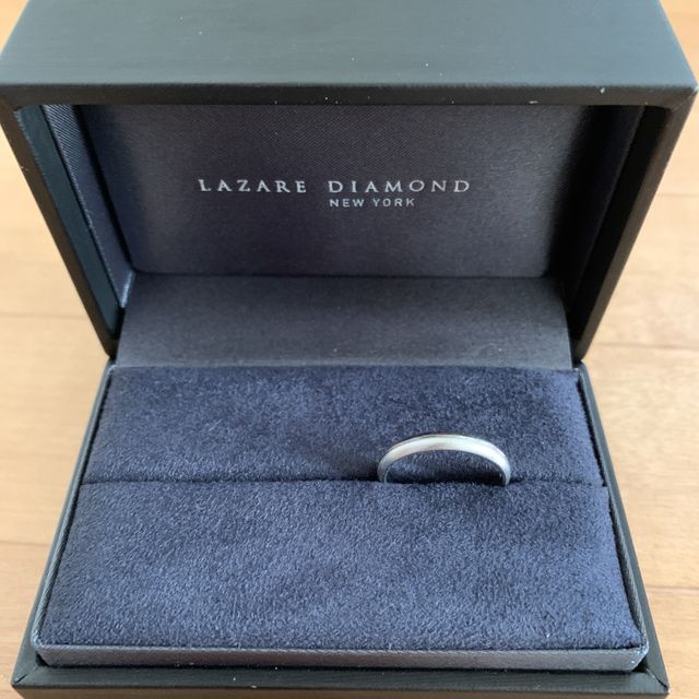 【ラザール ダイヤモンド(LAZARE DIAMOND)の口コミ】 毎日身に付けようと思っていたので、
目立たないもの、輝きすぎないものを…