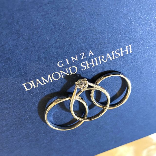 【銀座ダイヤモンドシライシの口コミ】 プロポーズリングでダイヤを贈ってもらったので、まずはそのダイヤで婚約…