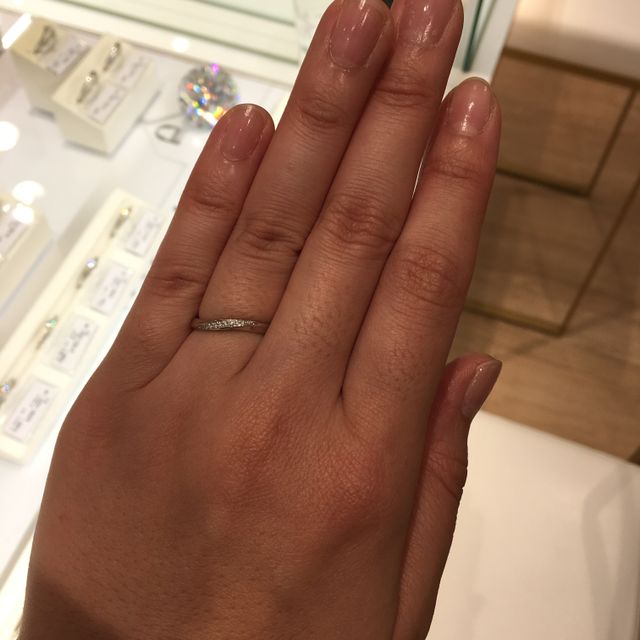 【festaria bijou SOPHIA(フェスタリア ビジュソフィア)の口コミ】 仕事柄子どもや保護者と関わるのであまり華やかなものは、、、でもダイヤ…