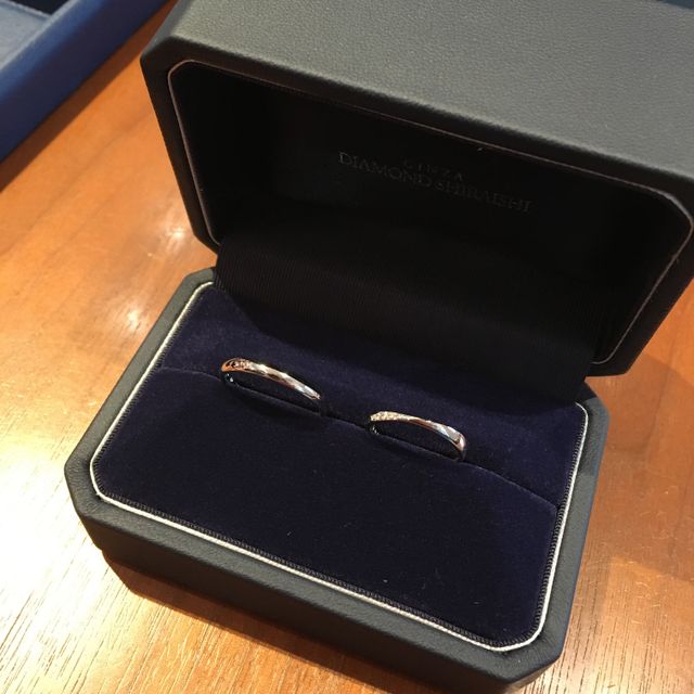 【銀座ダイヤモンドシライシの口コミ】 最後までもう1つの試着に記載しているストレートのメレダイヤの入ったデザ…