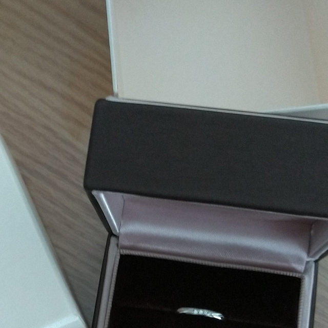 【アイプリモ(I-PRIMO)の口コミ】 店員さんの丁寧で分かりやすい説明を元に2人でいろんな指輪を試着して決め…