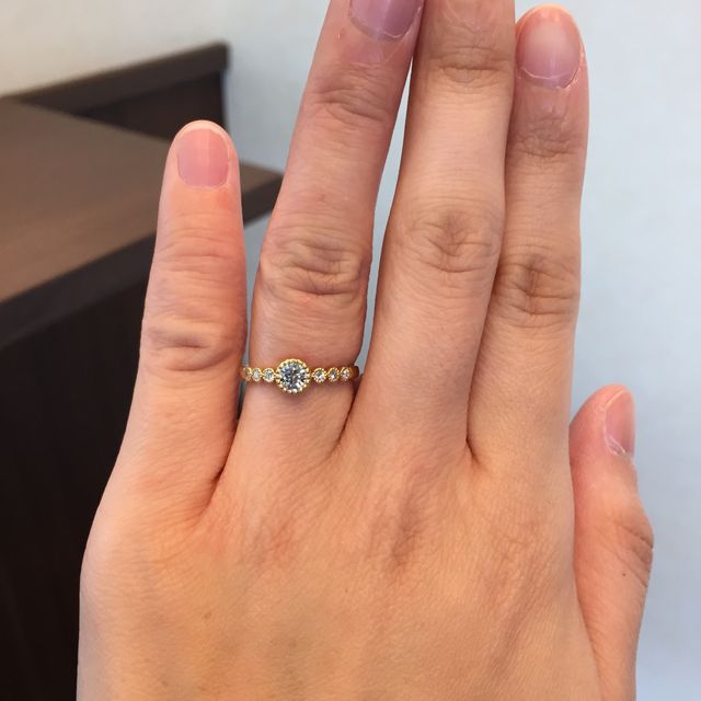 【Princesse(プランセス)の口コミ】 最初何を選んで良いかわからずプラチナのシンプルな婚約指輪をみていたけ…