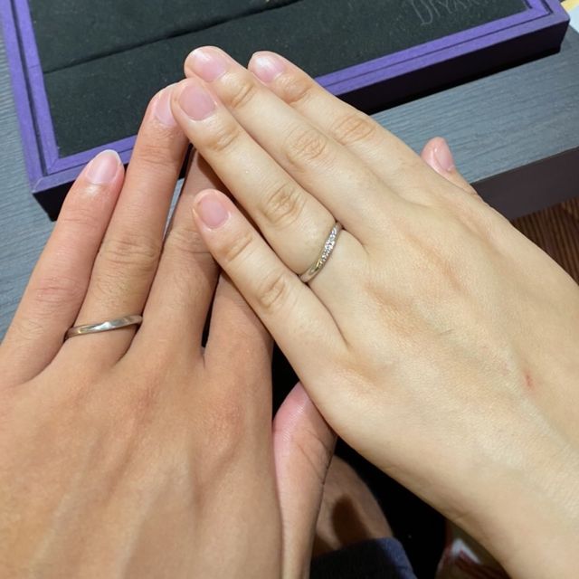 【DIYARTH(ディヤース)の口コミ】 指輪のセンターにピンクダイヤが一粒ついてあり、そこが決め手です。また…