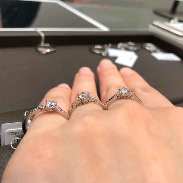 【アイプリモ(I-PRIMO)の口コミ】 コストは抑えつつブライダルリング業界で名前が通っているブランド、かつ…