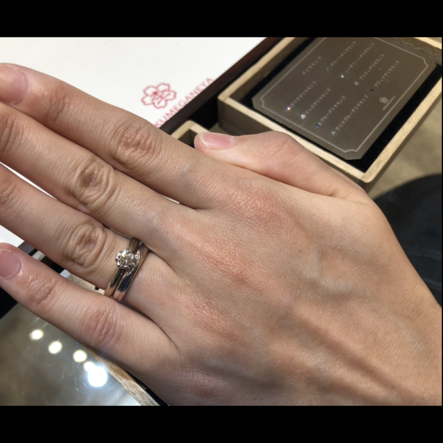 【杢目金屋(もくめがねや)の口コミ】 指輪のデザインがほかのブランドにはまったくなく、金属を何回も層にして…