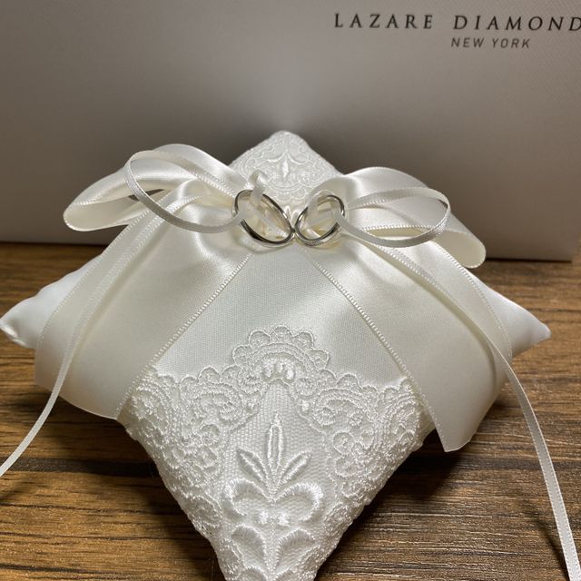 【ラザール ダイヤモンド(LAZARE DIAMOND)の口コミ】 デザインのかわいさ、ダイヤモンドの輝きで決めました。三大カッターズブ…