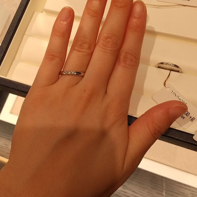 【MIKIMOTO(ミキモト)の口コミ】 シンプルな指輪を探しており、まず一店舗に伺ったのがMIKIMOTOさんでした…