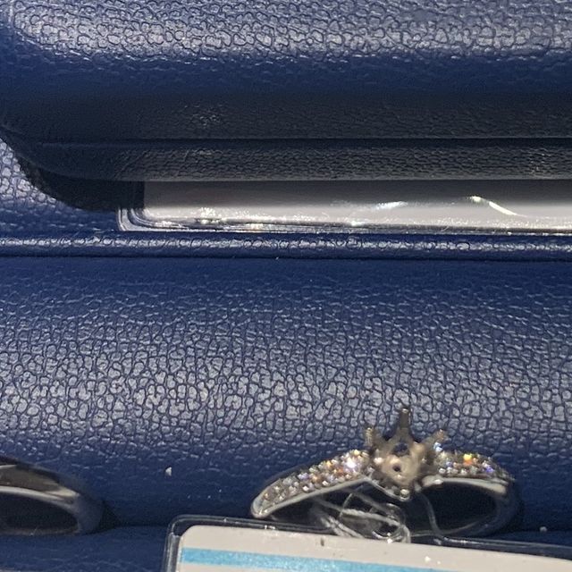 【銀座ダイヤモンドシライシの口コミ】 男性側の結婚指輪はデザインに特にこだわりがなかったのでなんのデザイン…