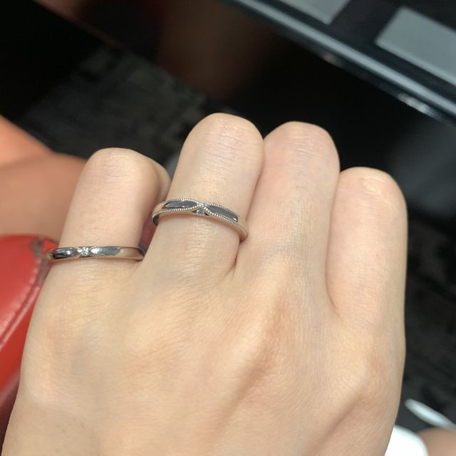 【エクセルコダイヤモンド(EXELCO DIAMOND)の口コミ】 会社の規定で石がある指輪が禁止だったので、シンプルなものを探していま…