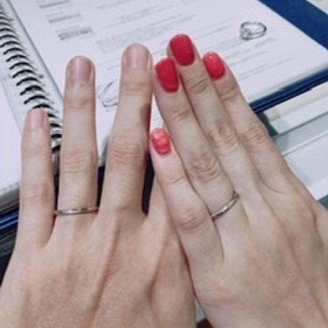 【銀座ダイヤモンドシライシの口コミ】 重ねずけが、出来るリングを探していました。
他ブランドでも重ねずけした…