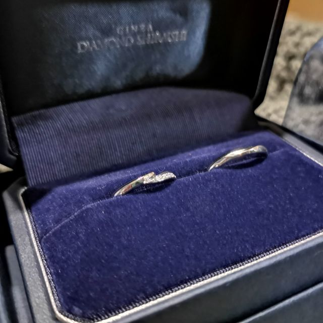 【銀座ダイヤモンドシライシの口コミ】 キラキラとしていて、且、シンプルで仕事でも使えそうなものを探していま…