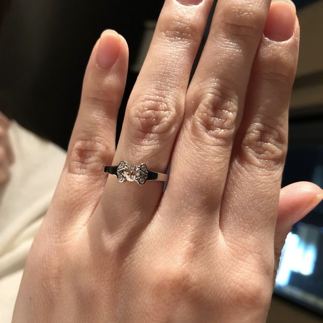 【カルティエ(Cartier)の口コミ】 希望価格帯の中では一番デザインが良かったためです。デザインは他のジュ…