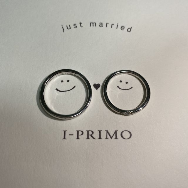【アイプリモ(I-PRIMO)の口コミ】 最初はダイヤの着いていないものを検討していましたが
たくさんの指輪を見…