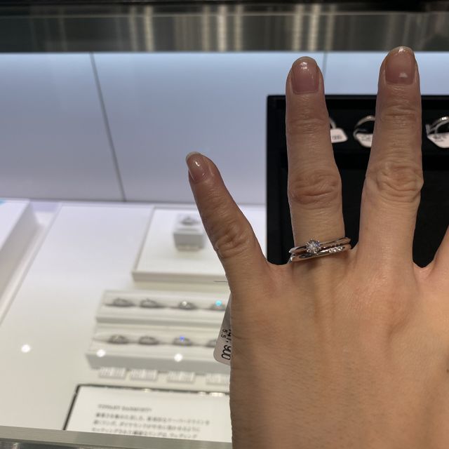 【ティファニー(Tiffany & Co.)の口コミ】 結婚指輪は、ダイヤモンドが入っている、シンプルなものをイメージして探…