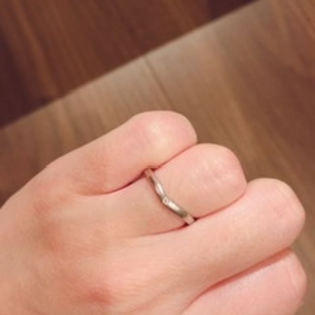 【カルティエ(Cartier)の口コミ】 歳をとっても常に身につけていたかったので、シンプルなものを選びました…