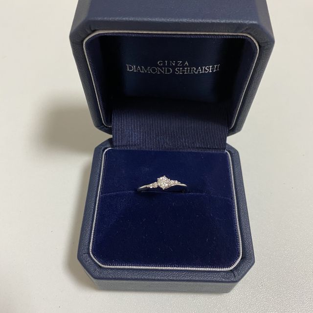 【銀座ダイヤモンドシライシの口コミ】 ウェーブラインのメレダイヤ付きの指輪を探していました。フェア中だった…