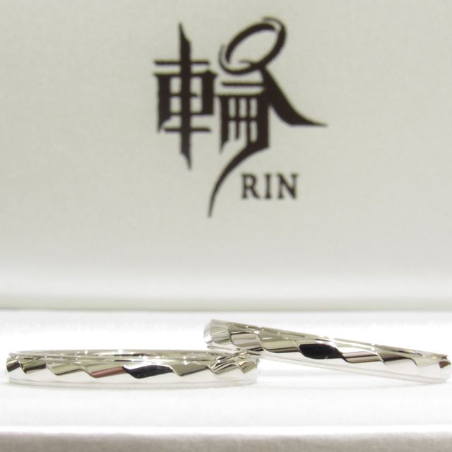 【輪-RIN-の口コミ】 人と被りにくいデザインが気に入りました‼︎シンプルなのに、カット面が沢…