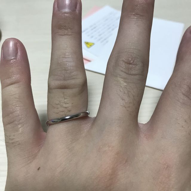 【アイプリモ(I-PRIMO)の口コミ】 少し曲がっていながらも、シンプルなデザインに惹かれました。奥さんと2人…