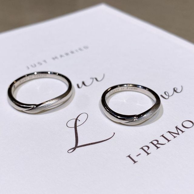 【アイプリモ(I-PRIMO)の口コミ】 婚約指輪を既に購入済みで、結婚指輪はシンプルなものがいいなと話し合っ…