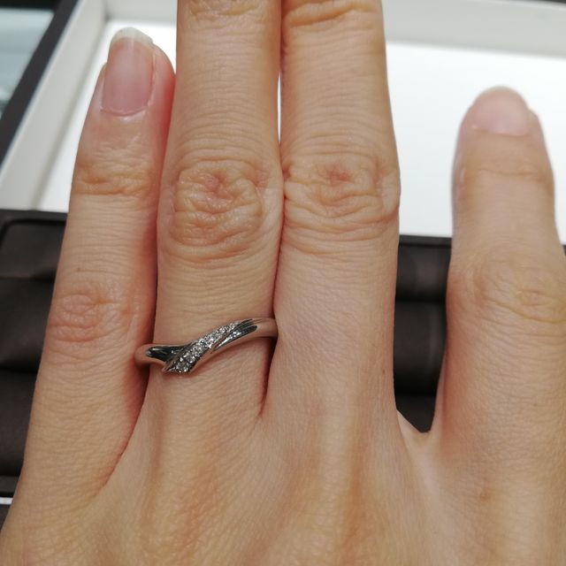 【アイプリモ(I-PRIMO)の口コミ】 女性らしい指輪が多く、ダイアモンドもしっかり入っていて普段づかいにも…