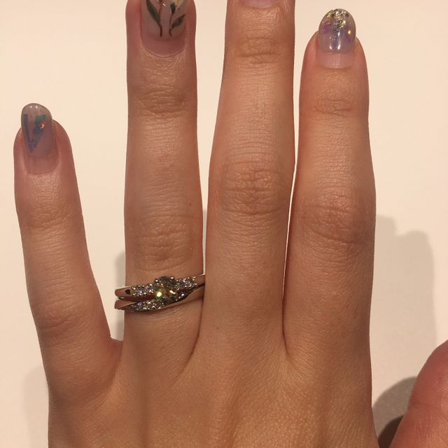 【ラザール ダイヤモンド(LAZARE DIAMOND)の口コミ】 婚約指輪は、①ダイヤモンドの質 ②歳をとってもつけられるようなデザインか…