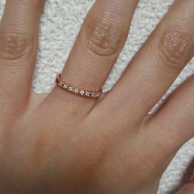 【アイプリモ(I-PRIMO)の口コミ】 一軒目にアイプリモに入り、王冠のデザインに一目惚れしました。
二軒目に…