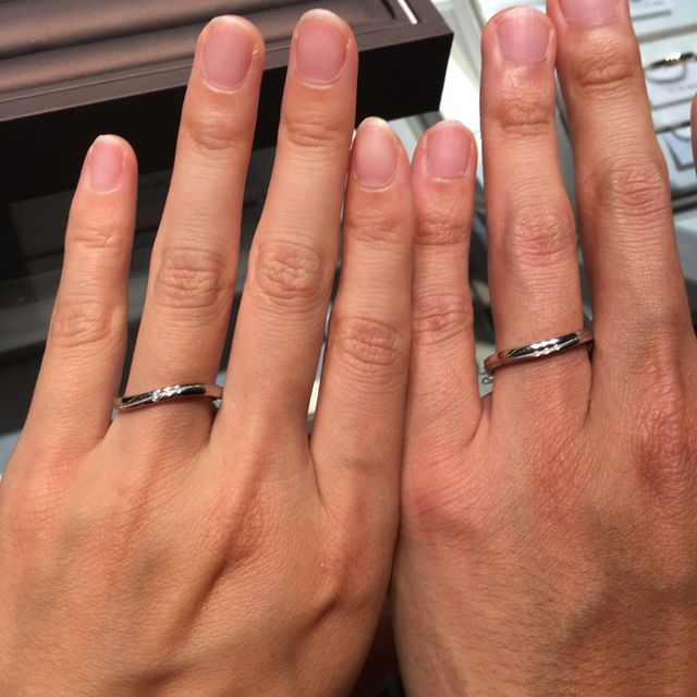 【アイプリモ(I-PRIMO)の口コミ】 ペアリングであることが一目瞭然なリングです。ペアリングといっても結構…