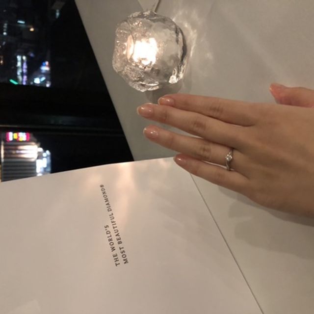 【ラザール ダイヤモンド(LAZARE DIAMOND)の口コミ】 あまりイメージが湧かず、シンプルなものが良いかなと伝えたところ彼が選…