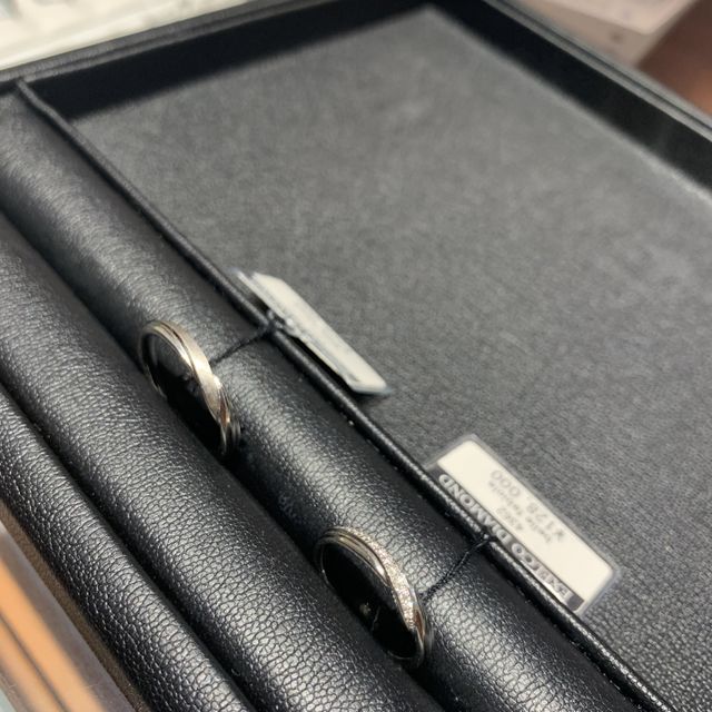 【エクセルコダイヤモンド(EXELCO DIAMOND)の口コミ】 デザインがお互いの好みに合い、シンプルすぎるデザインより他と被らない…