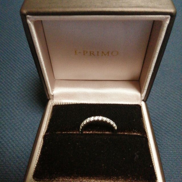 【アイプリモ(I-PRIMO)の口コミ】 日々使用できて輝いているリングが欲しかった。
長く大事にリングを使いた…